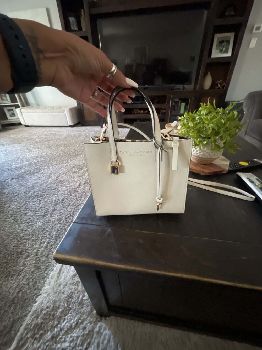 New 100% Authentic Marc Jacobs Mini Grind Handbag Retail $ 350